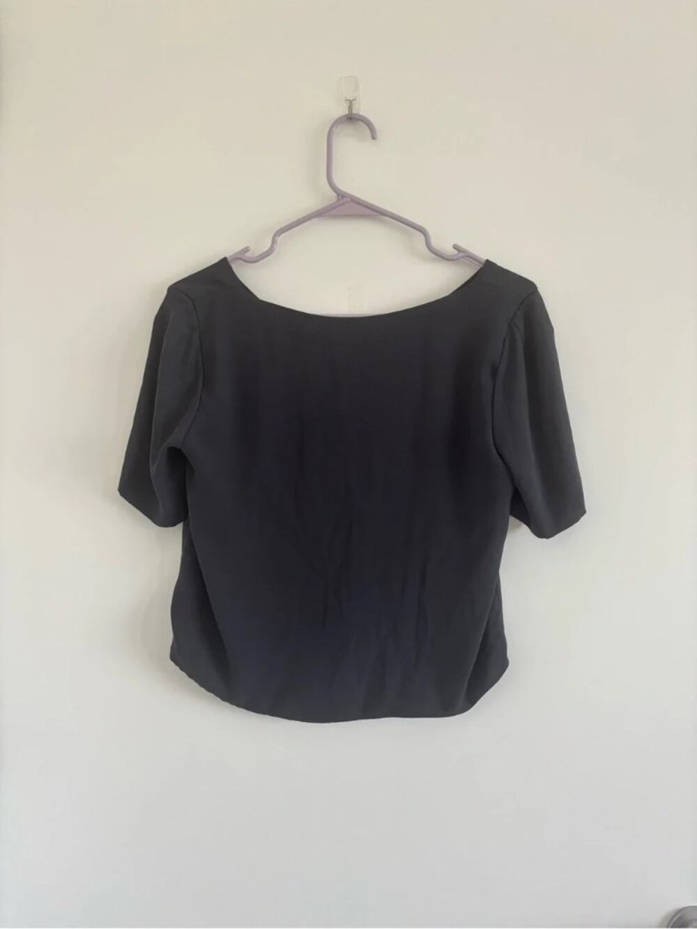 Babaton Randy Blouse - Picture 3 of 3